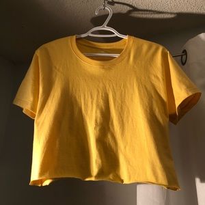 Hollister yellow cropped tee